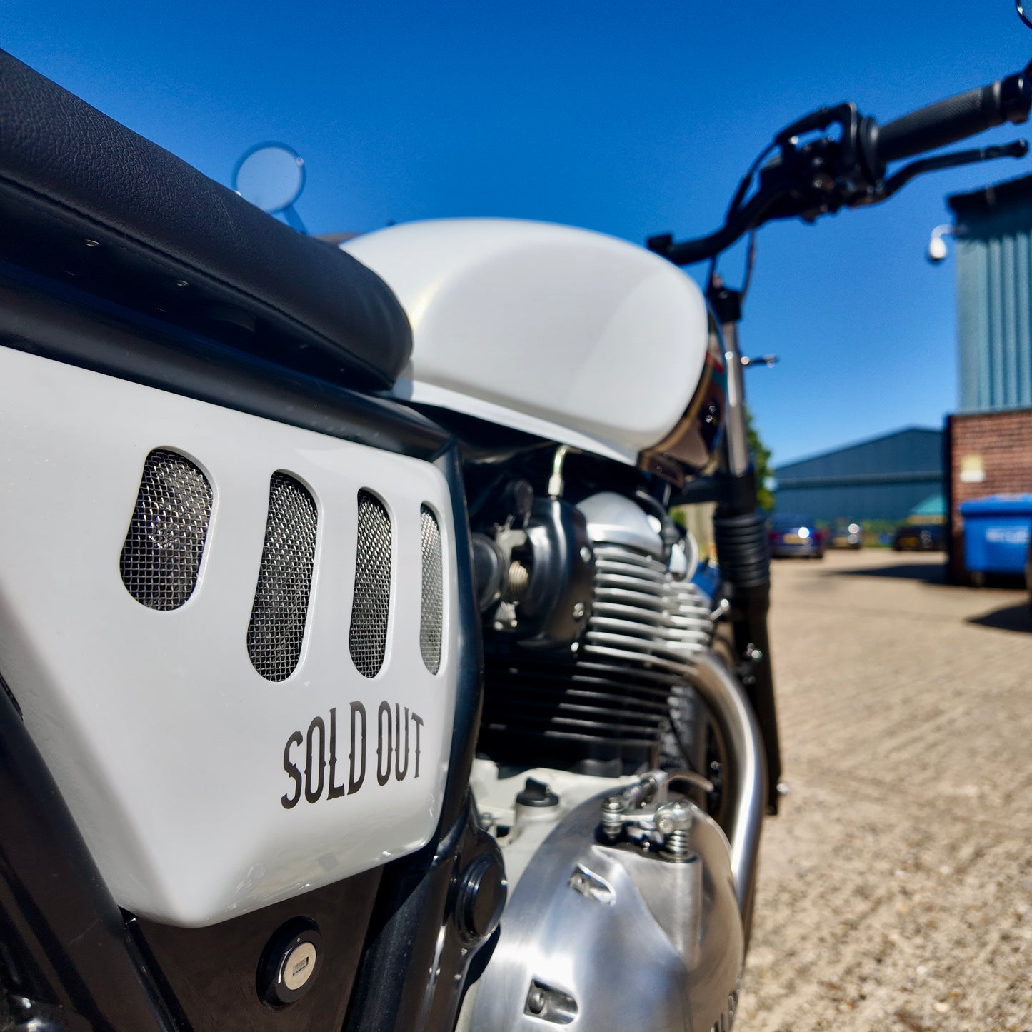 Royal Enfield Interceptor Brat